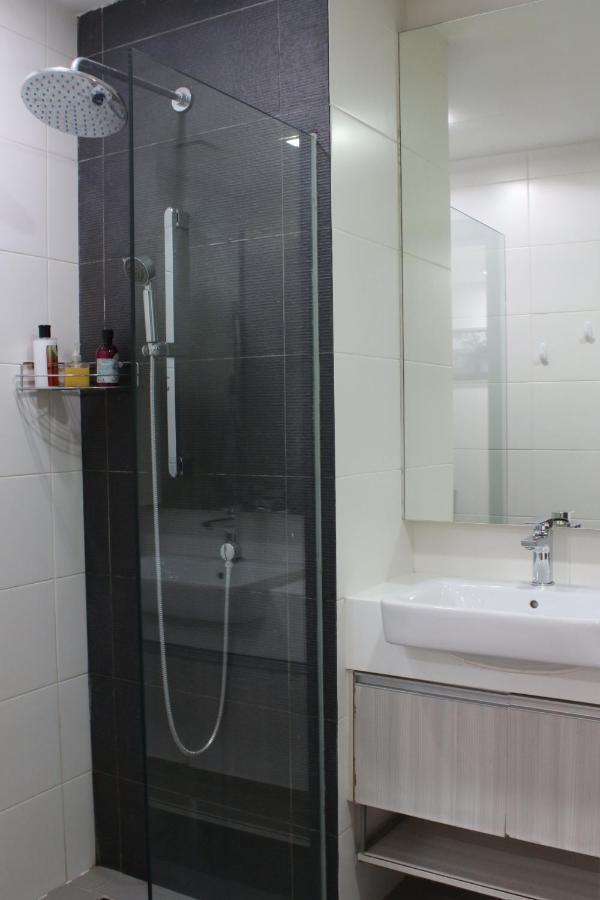 Suasana Suites D'Homestay Jb Town Джохор Бахру Екстериор снимка